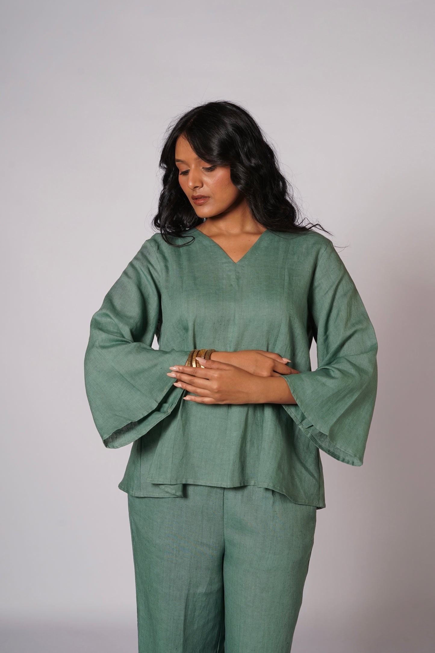 SADABAR SAGE GREEN LINEN SET