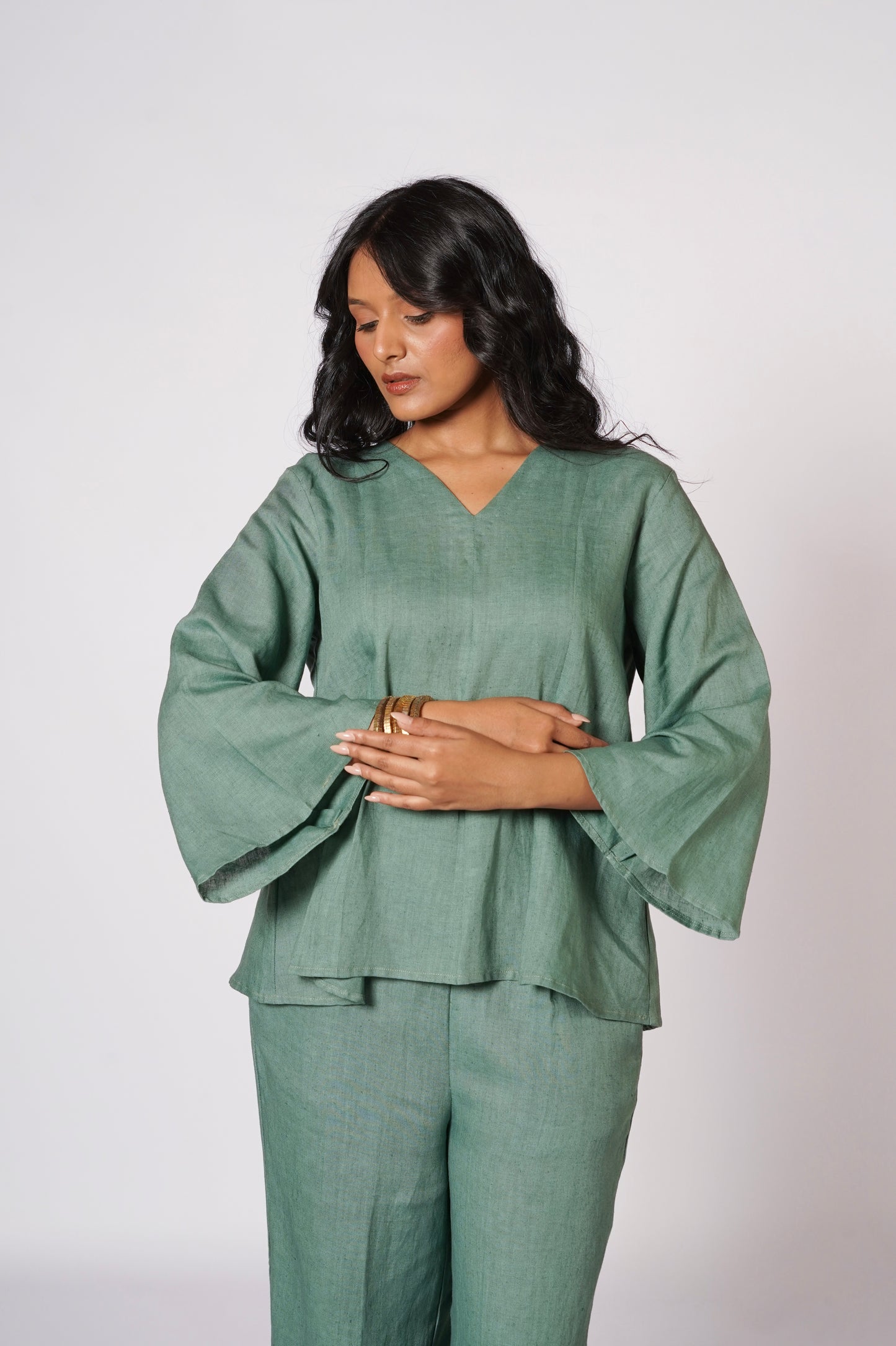SADABAR SAGE GREEN LINEN SET