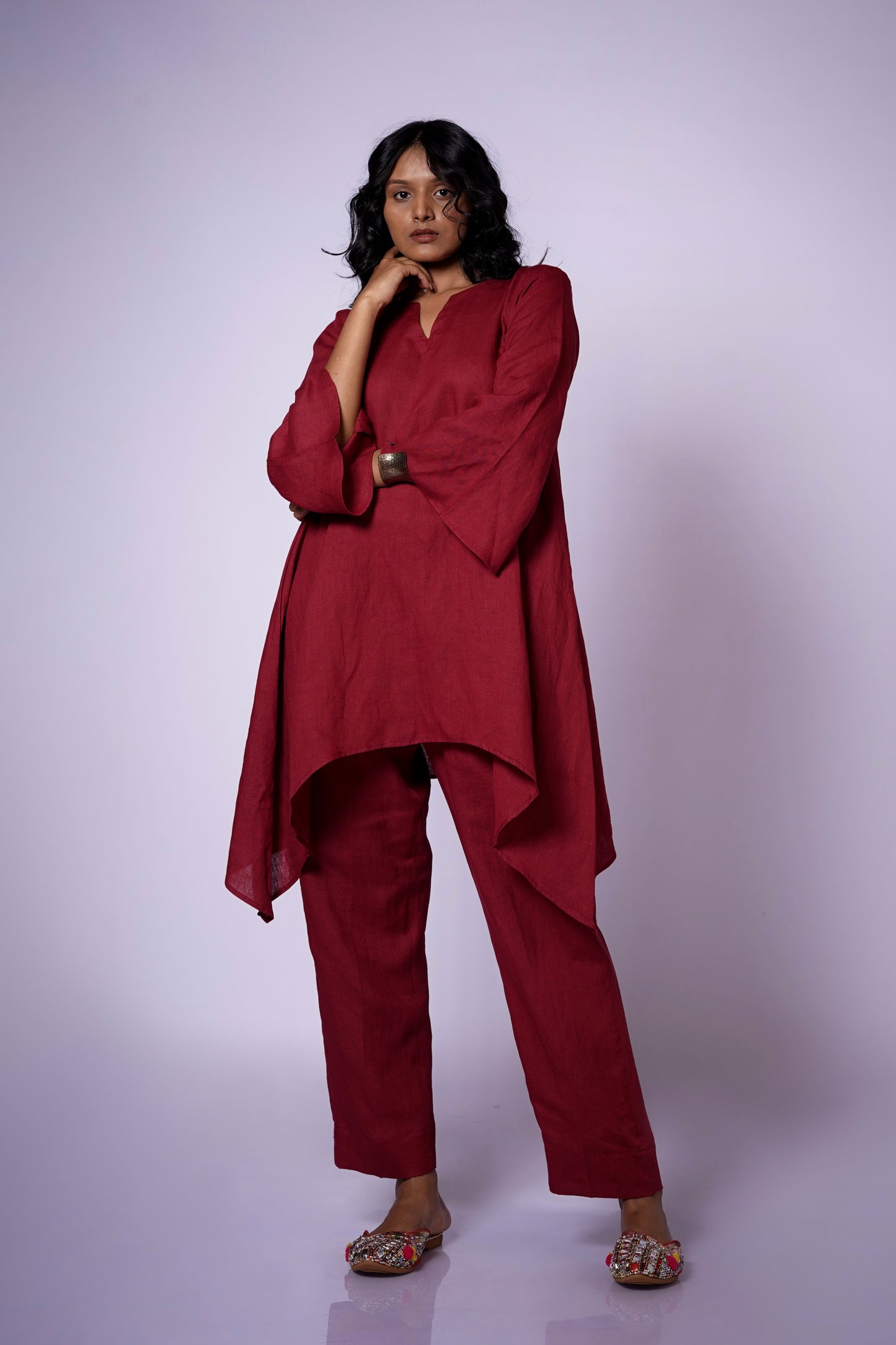 SHAHIBIND ASSYMETRIC LINEN KURTA SET