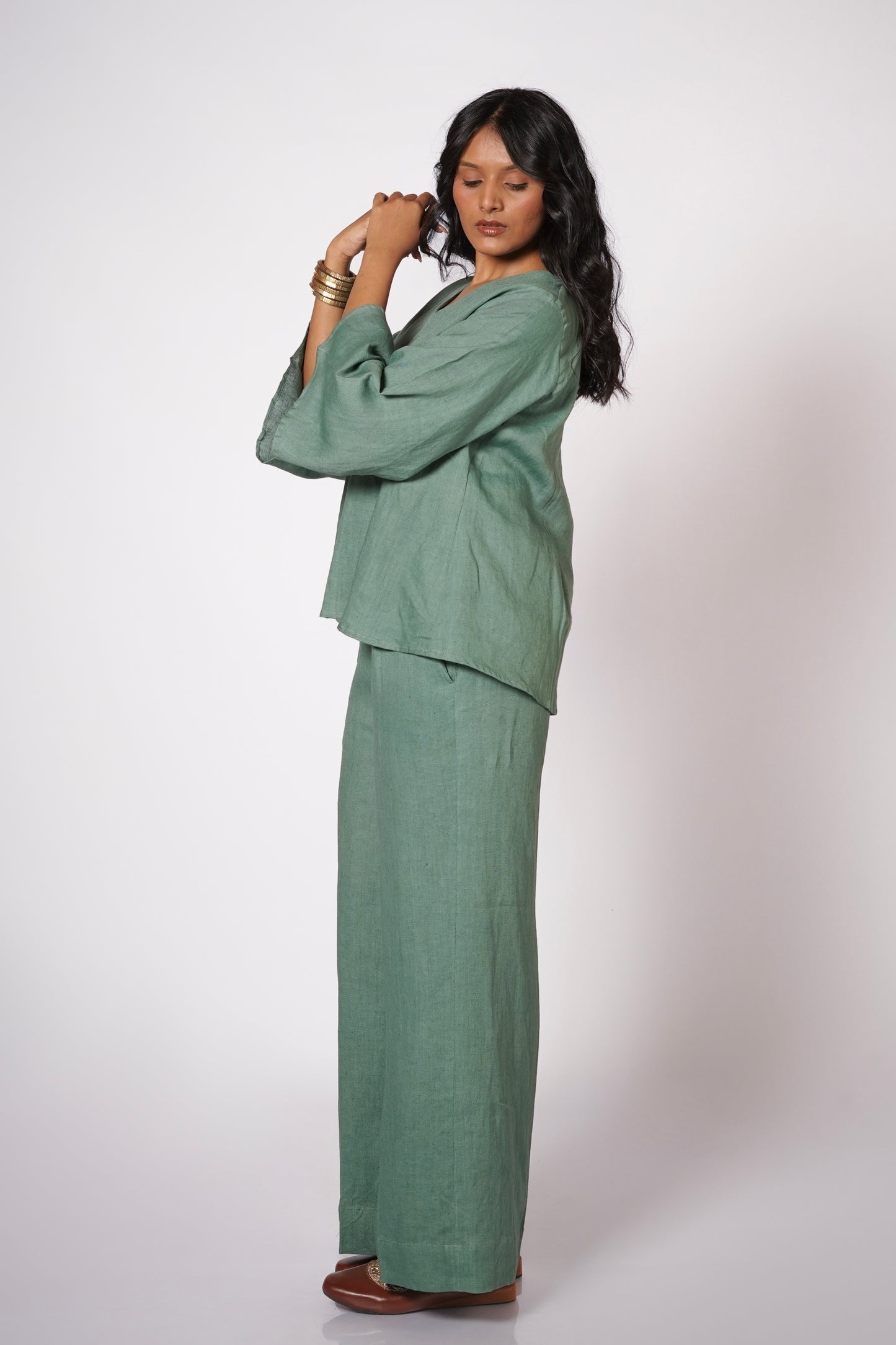 SADABAR SAGE GREEN LINEN SET