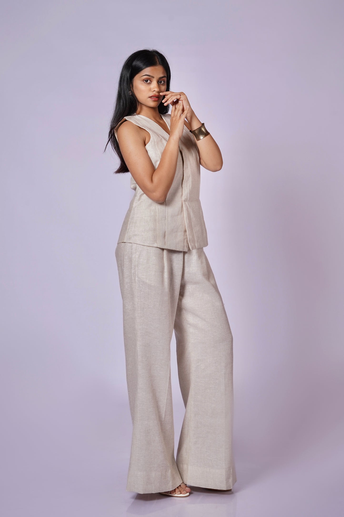 EARTHY NATURAL UNDYED LINEN VEST SET