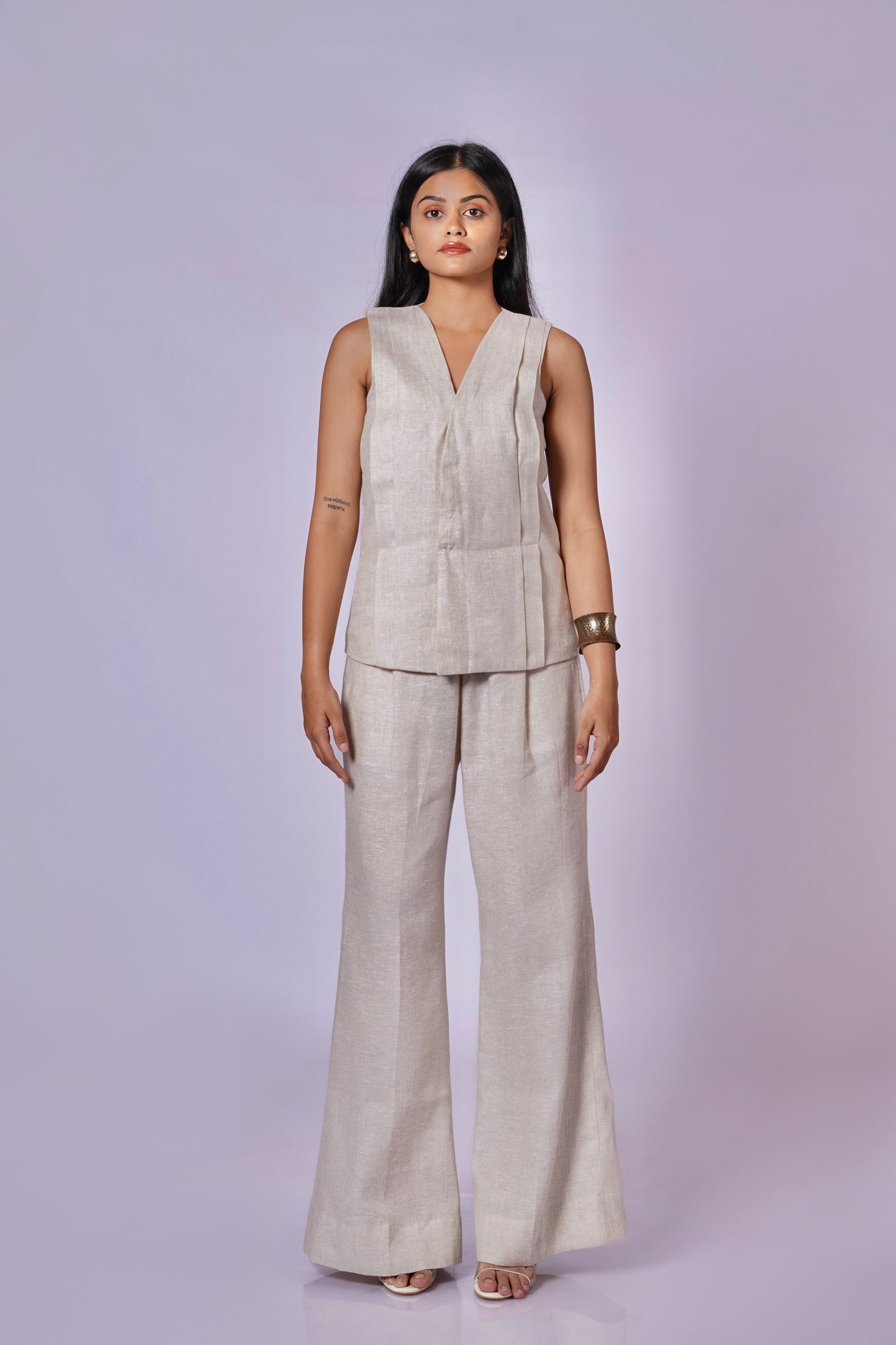 EARTHY NATURAL UNDYED LINEN VEST SET